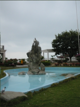 xgulangyupoolrotate.jpg