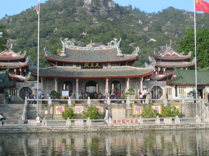 xnanpuotowlake.jpg