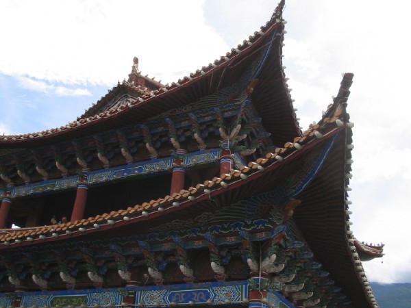 1daliyunnan-036southtempleroof.jpg