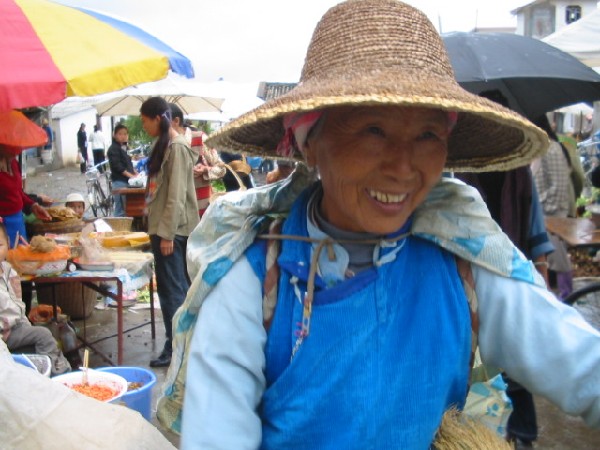 1daliyunnan-064baivillagewoman.jpg