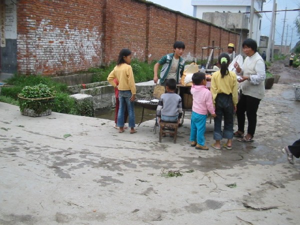 daliyunnan029farmvillagebylake.jpg