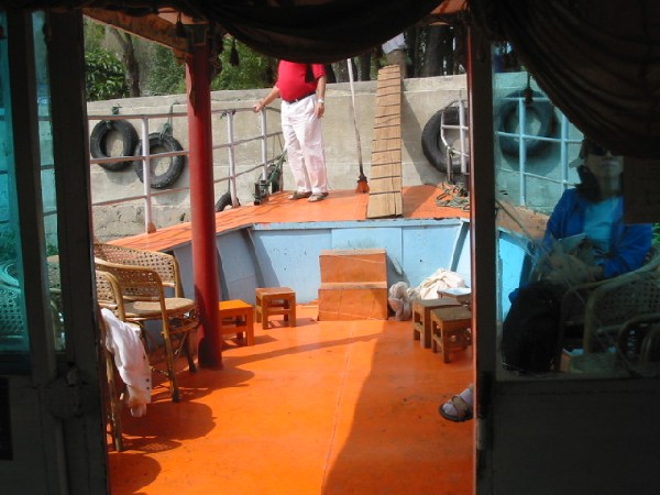 daliyunnan034deckoftourboat.jpg